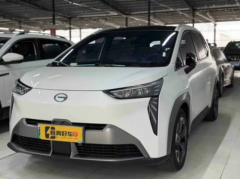 AION Y AION Y 2021 70 Smart Vitality Edition 2022 — фото 1, купить с доставкой в Москву
