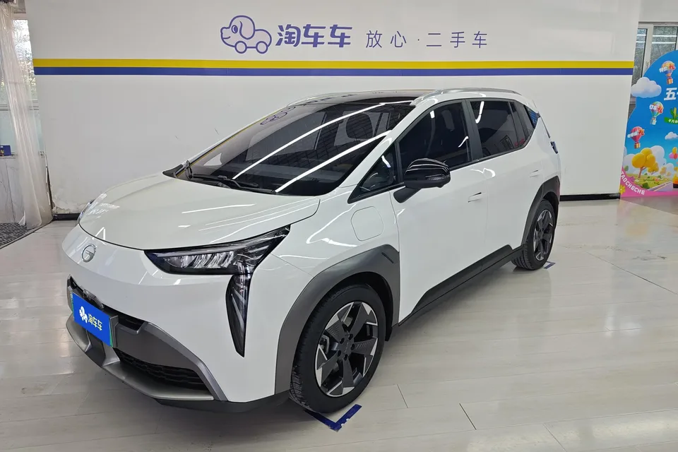 AION Y AION Y 2022 70 Intelligent Edition Lithium Iron Phosphate 2022 — photo 1, buy with delivery to Moscow