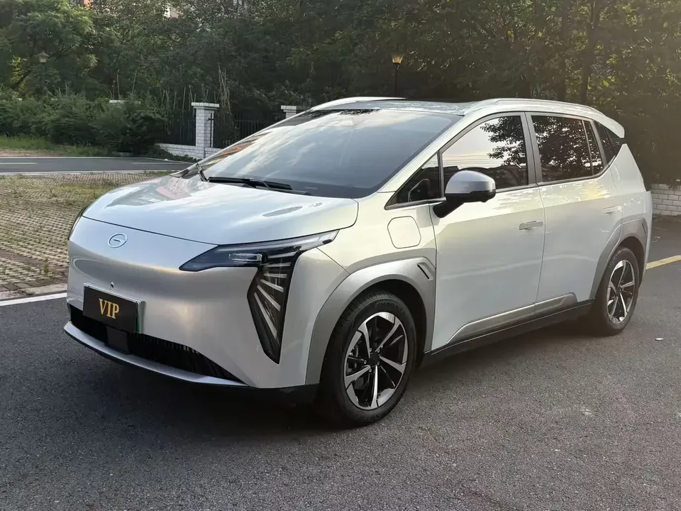 AION Y AION Y 2023 AION Y Younger Star Edition 2023 — photo 1, buy with delivery to Moscow