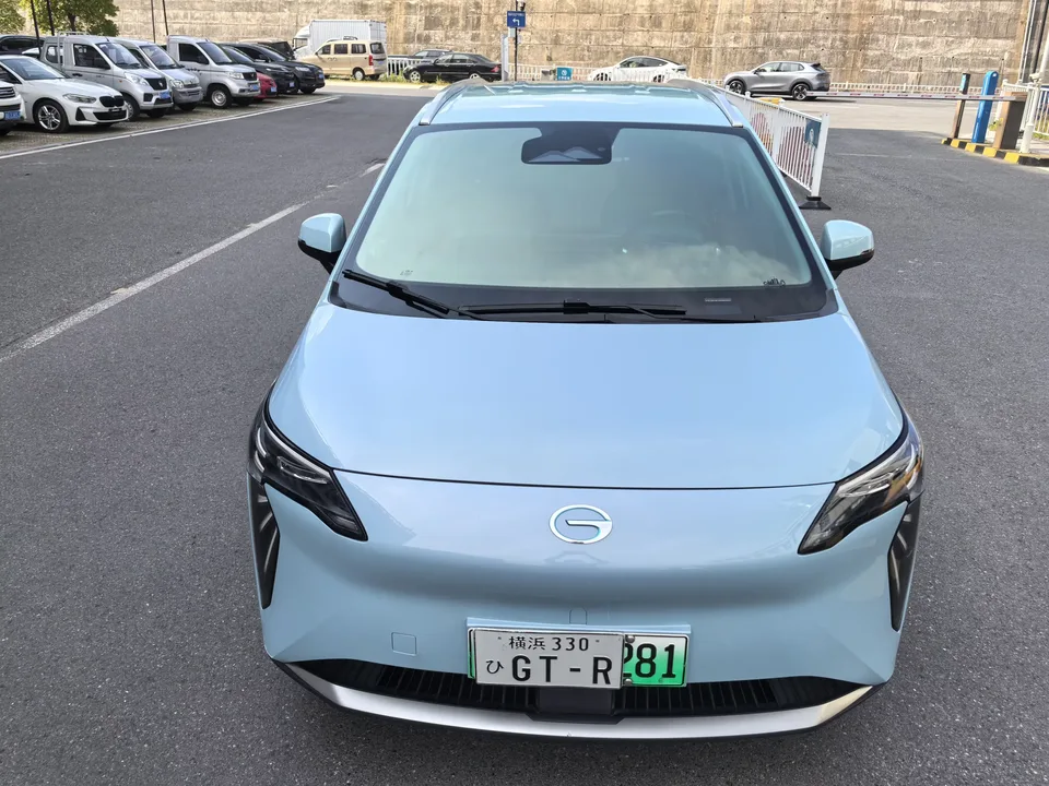 AION Y AION Y 2023 AION Y Younger Star Edition 2023 — photo 1, buy with delivery to Moscow