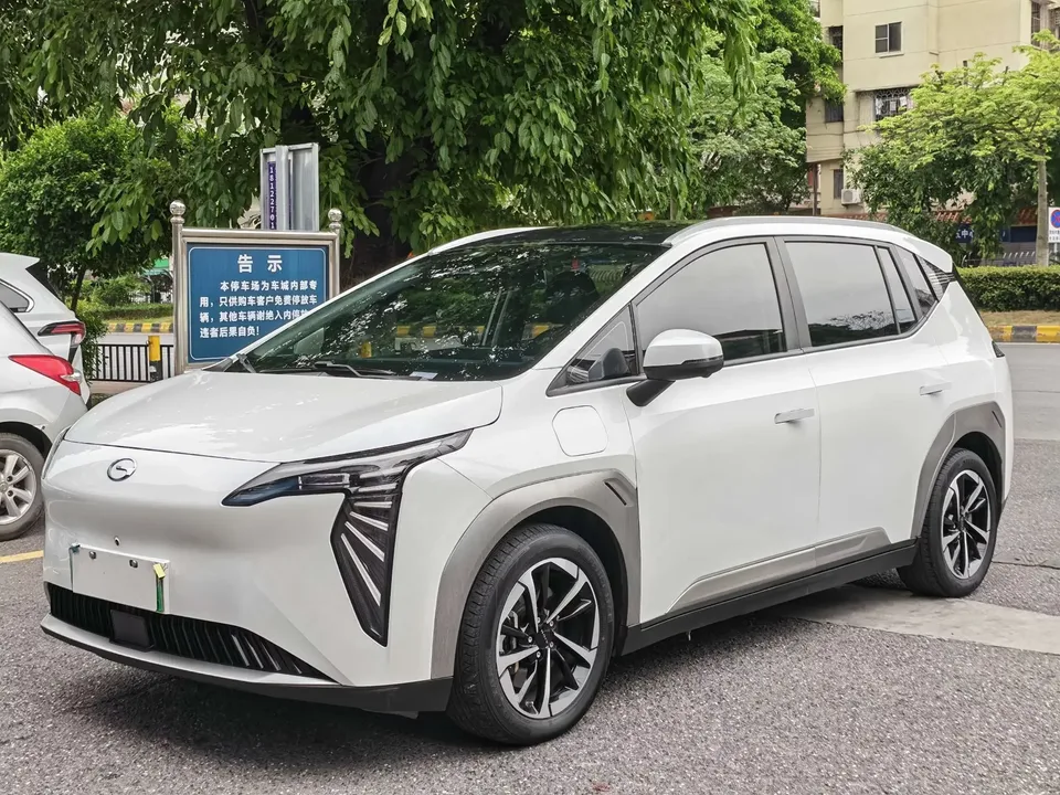 AION Y AION Y 2022 PLUS 70 Smart Edition 2023 — photo 1, buy with delivery to Moscow