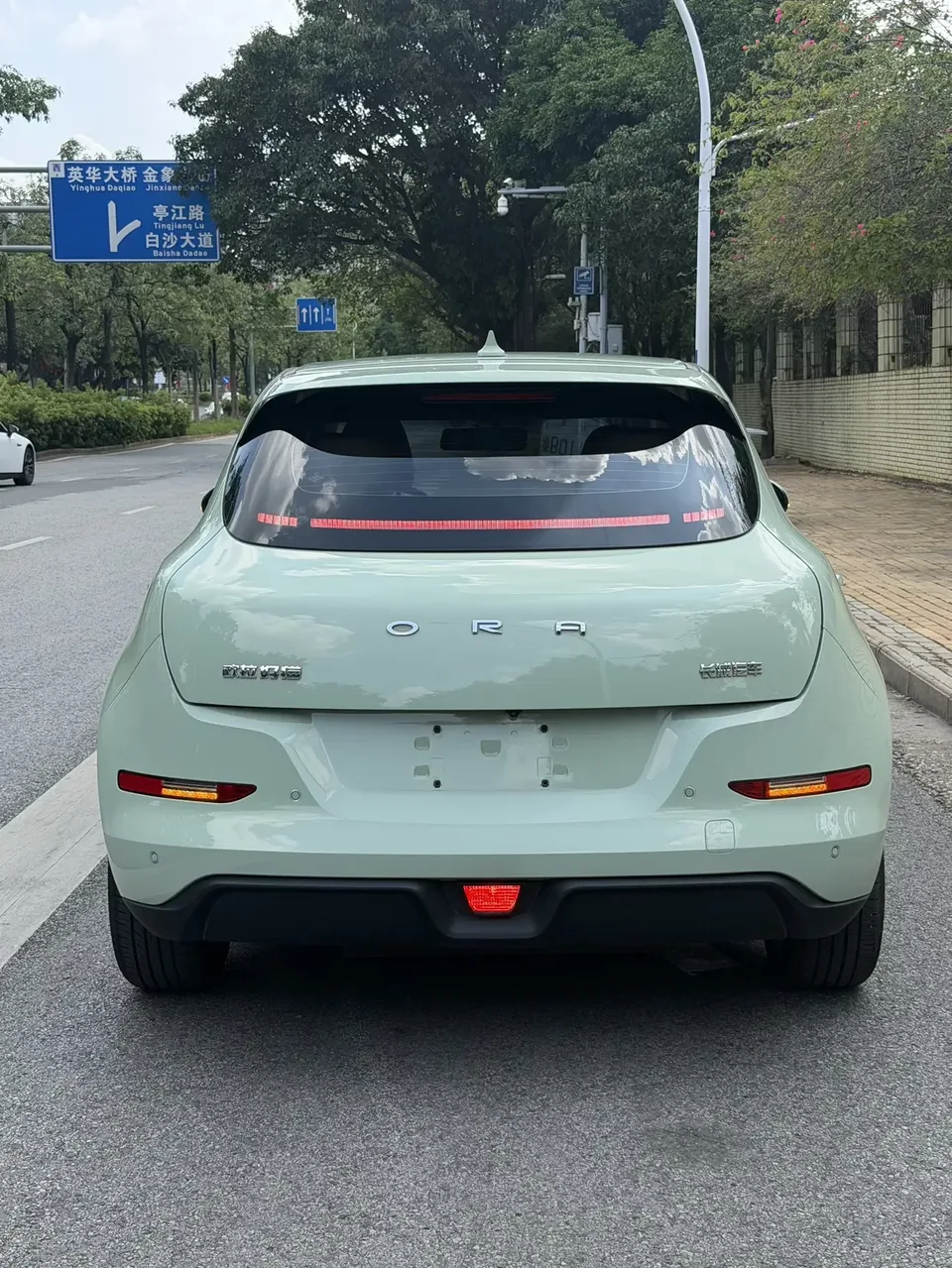 ORA Euler good cat Euler good cat 2022 Morandi version 400km standard range luxury lithium iron phosphate 2022 — thumbnail 2