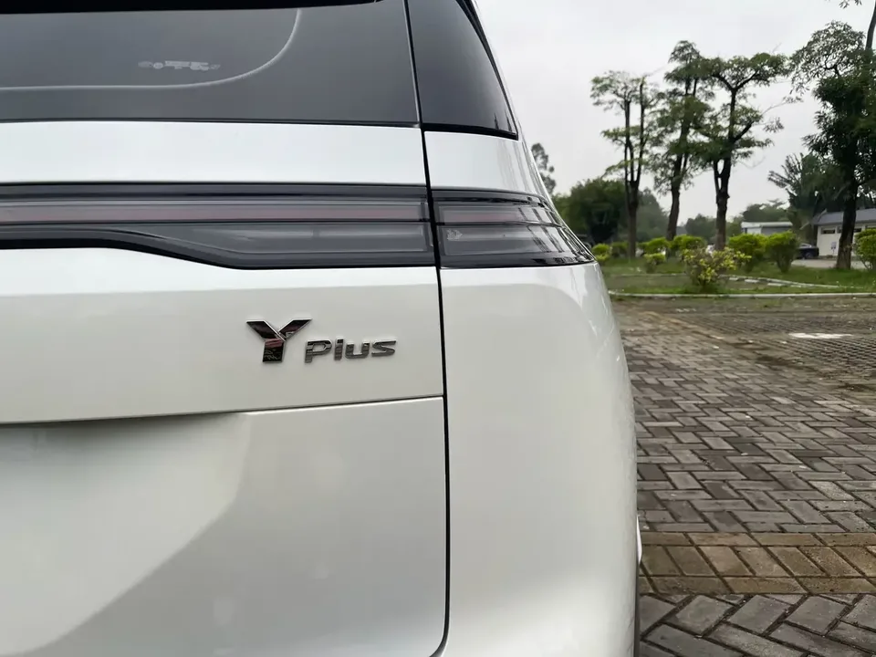 AION Y AION Y 2023 Plus 610 Smart Edition Ternary Lithium 2024 — thumbnail 3