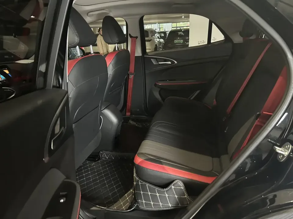ORA Euler Good Cat GT Euler Good Cat GT 2024 Mulan Edition 401km Luxury 126kW 2025 — thumbnail 3