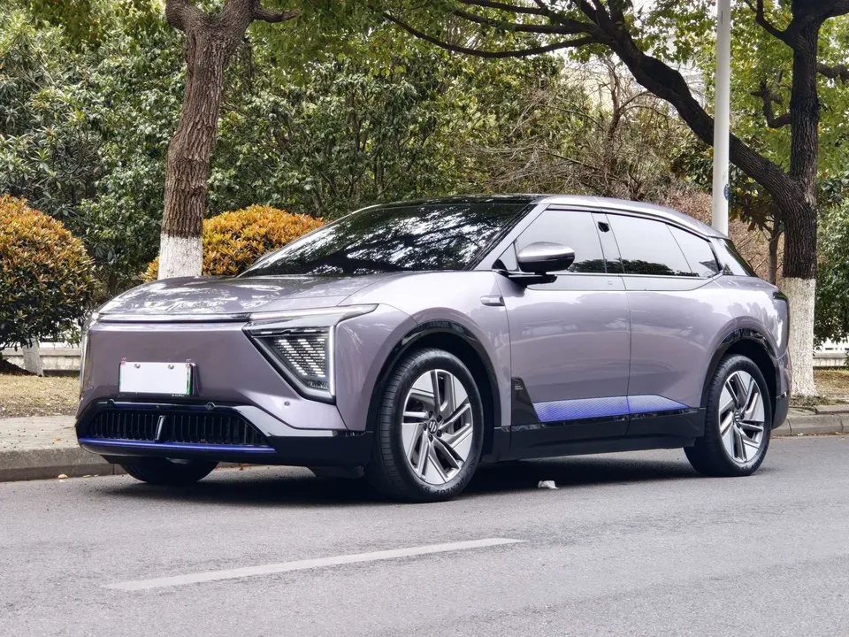 HiPhi Y HiPhi Y 2023 560km Pioneer Edition 2024 — photo 1, buy with delivery to Moscow