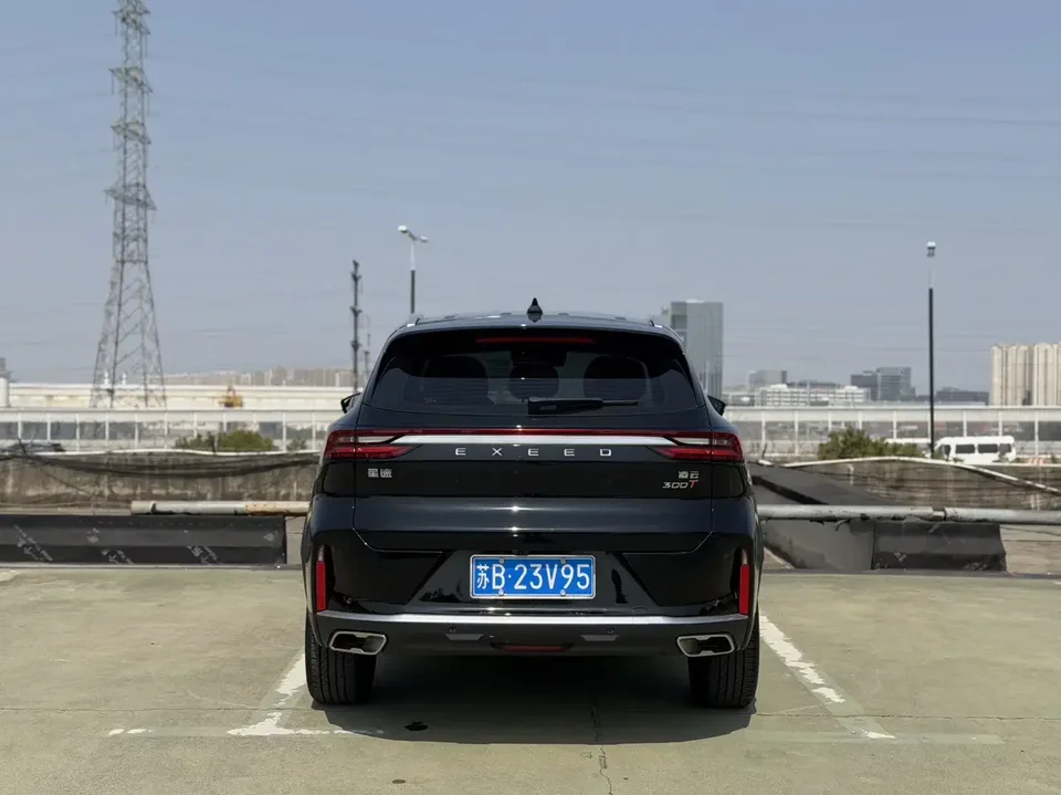 Exeed TXL Stars in the clouds 2025 300T 2WD Star Edition 2025 — thumbnail 2