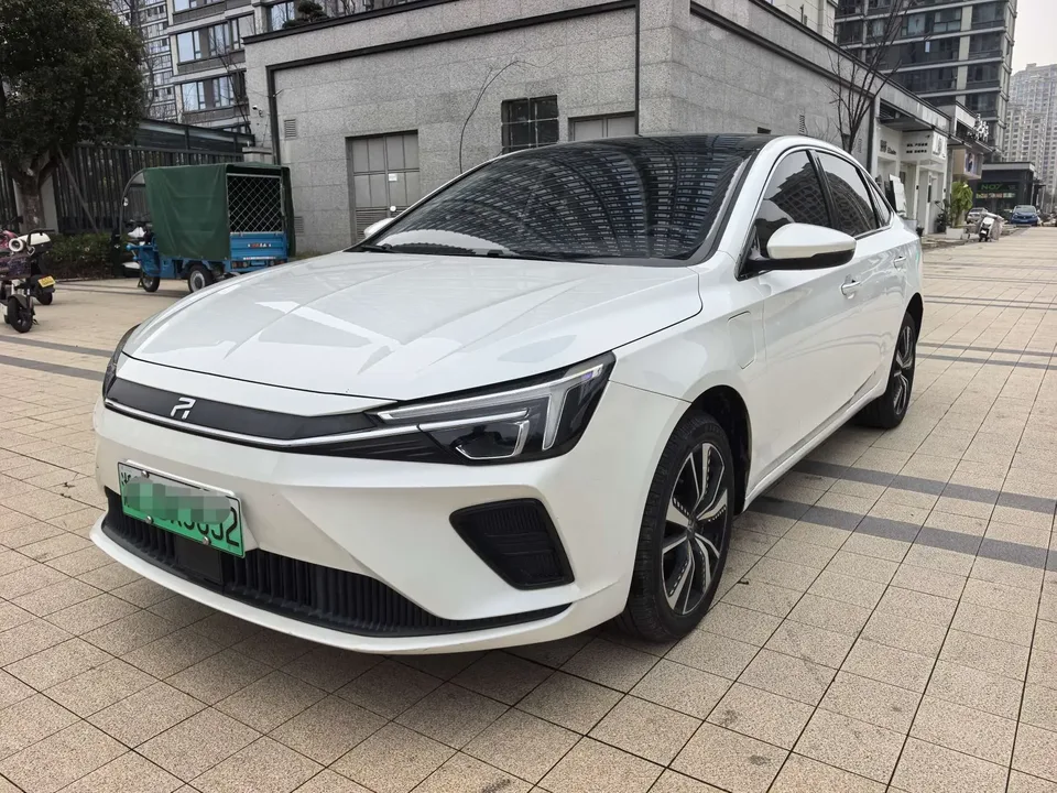 Rising Auto Feifan ER6 Feifan ER6 2021 620km 2022 — фото 1, купить с доставкой в Москву