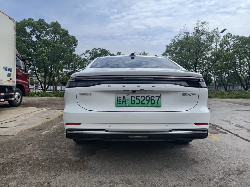 Geely Galaxy A7 EM Galaxy A7 EM 2025 150km Explorer+ 2025 — thumbnail 2