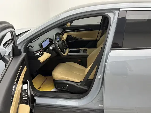Geely Galaxy L6 Galaxy L6 2023 1.5T DHT 125km Starship 2024 — thumbnail 5