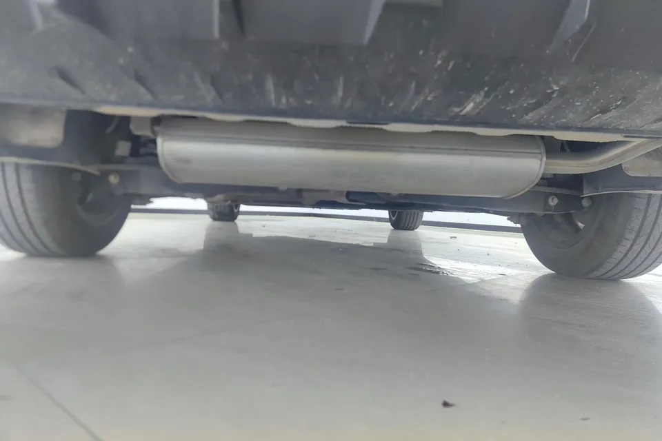 Geely Galaxy L6 Galaxy L6 2025 1.5 EM-i DHT 140KM Exploration+ Edition 2025 — thumbnail 2