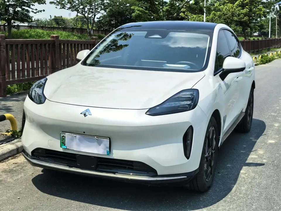 GAC Trumpchi Haobo Haopin HT Haopin HT 2024 670 RWD UHV version 2024 — photo 1, buy with delivery to Moscow