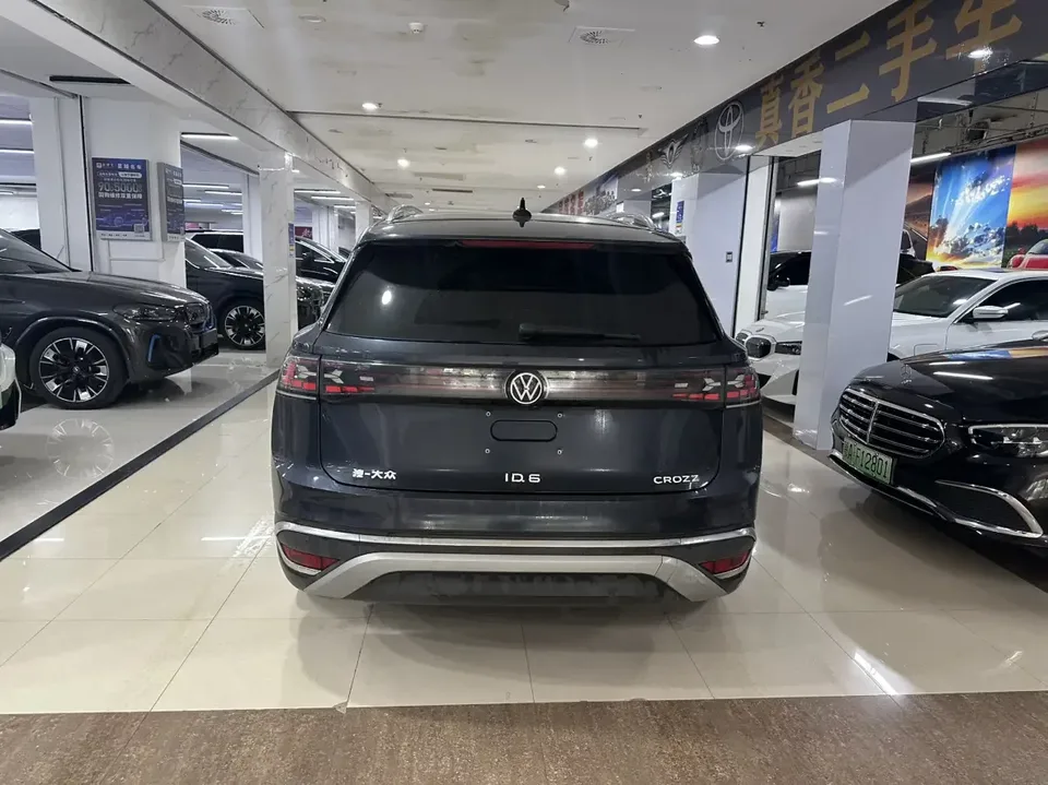 Volkswagen ID.6 Crozz ID.6 CROZZ 2022 Long-range PRO version 2022 — thumbnail 2