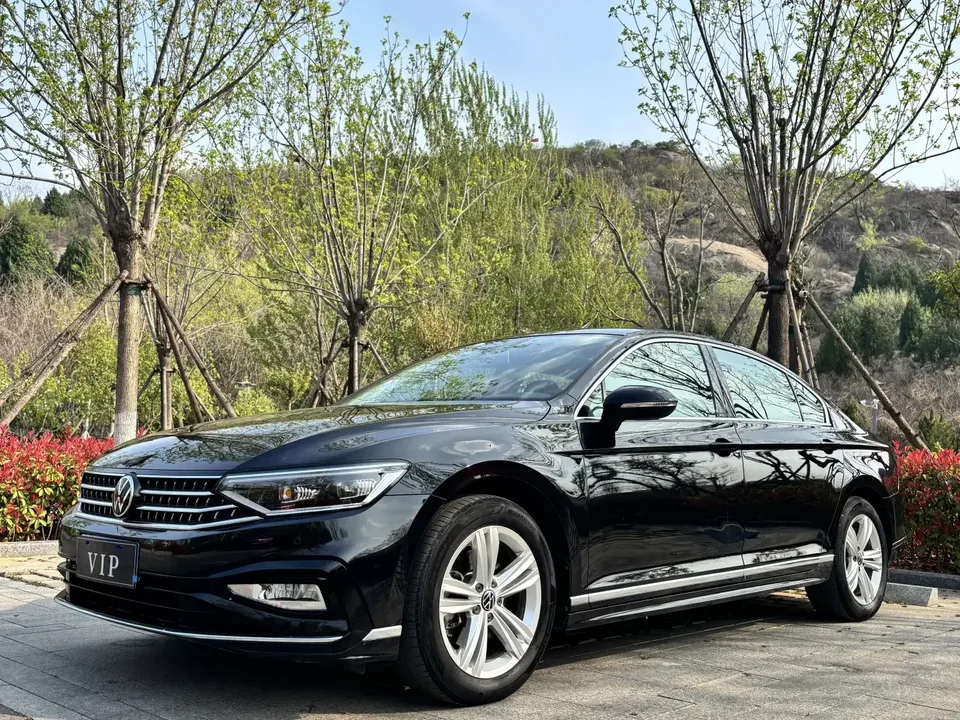 Volkswagen Magotan Magotan 2024 2 million units of 280TSI DSG Comfort Edition 2024 — photo 1, buy with delivery to Moscow