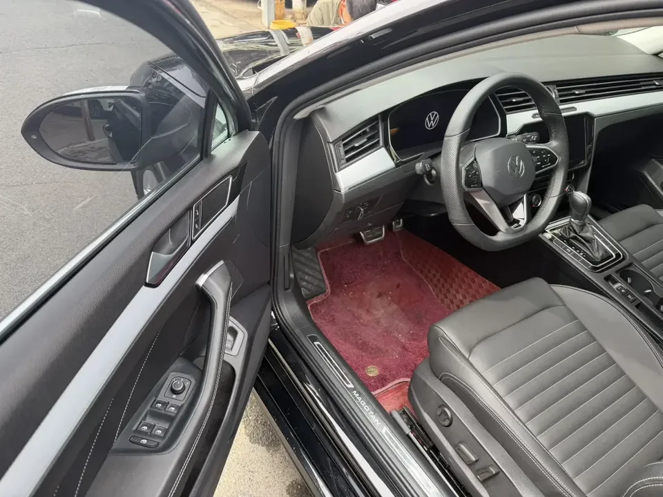 Volkswagen Magotan Magotan 2023 2 millionth anniversary edition 280TSI DSG comfort model 2024 — thumbnail 5