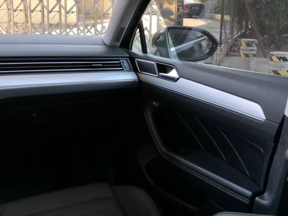 Volkswagen Magotan Magotan 2025 280TSI DSG Comfort Edition 2025 — thumbnail 3