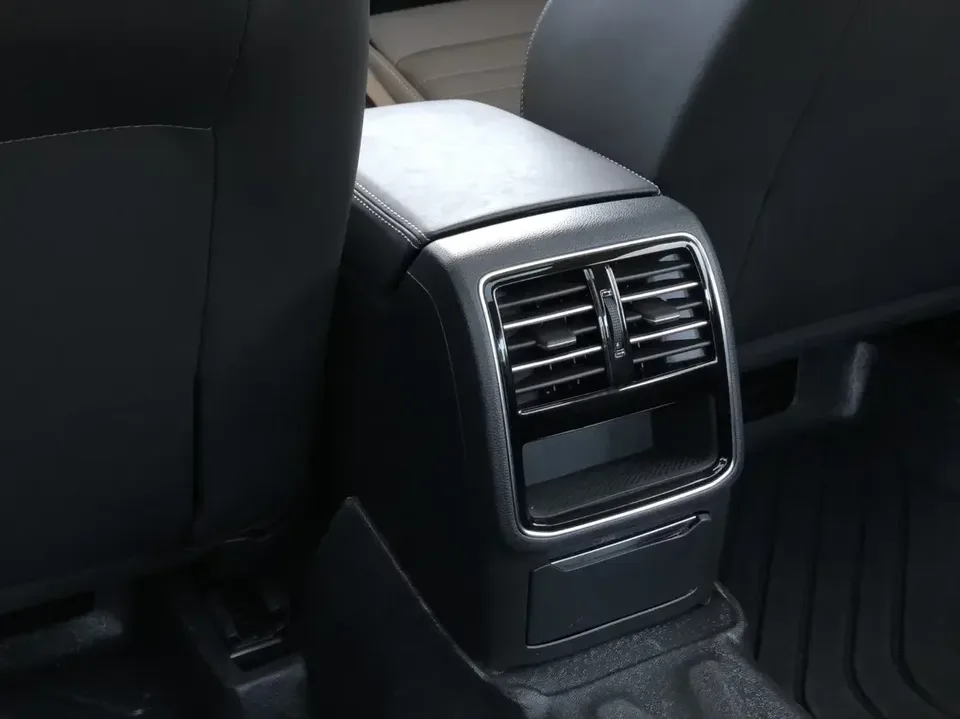 Volkswagen Magotan Magotan 2025 280TSI DSG Comfort Edition 2025 — thumbnail 4