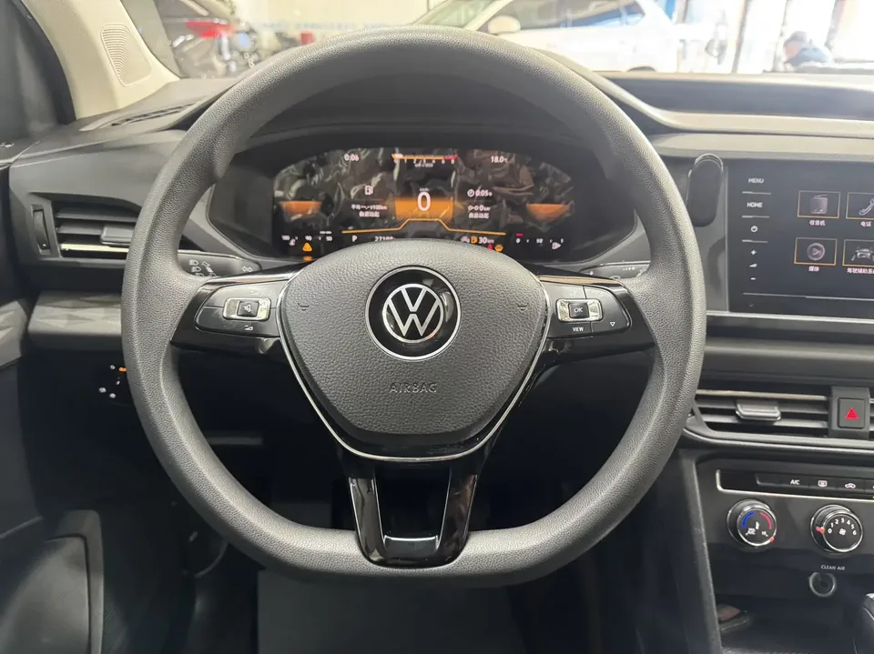 Volkswagen Tharu tuyue 2022 280TSI 2WD Fashion Edition 2022 — thumbnail 4