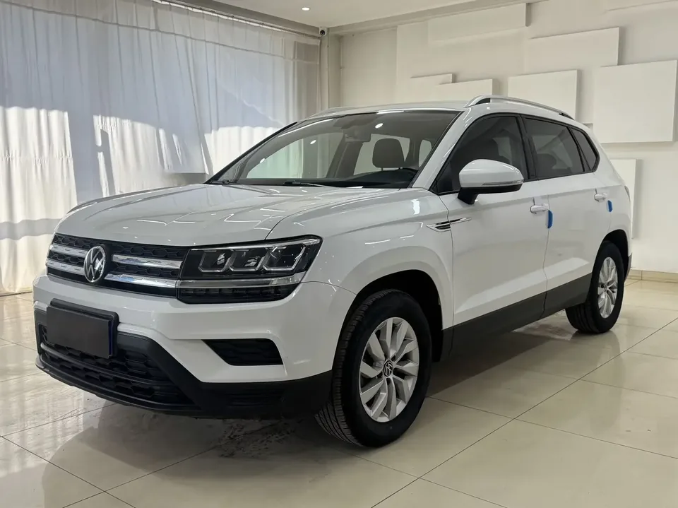 Volkswagen Tharu tuyue 2022 280TSI 2WD Fashion Edition 2022 — photo 1, buy with delivery to Moscow