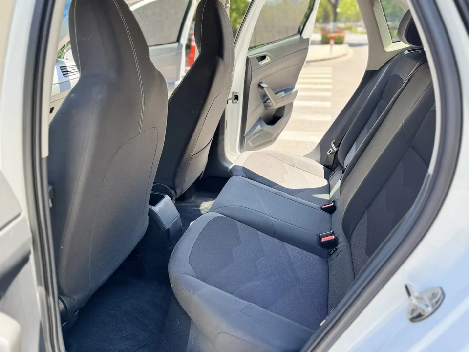 Volkswagen Polo Polo 2023 Plus 1.5L Automatic LOHAS Edition 2023 — thumbnail 4