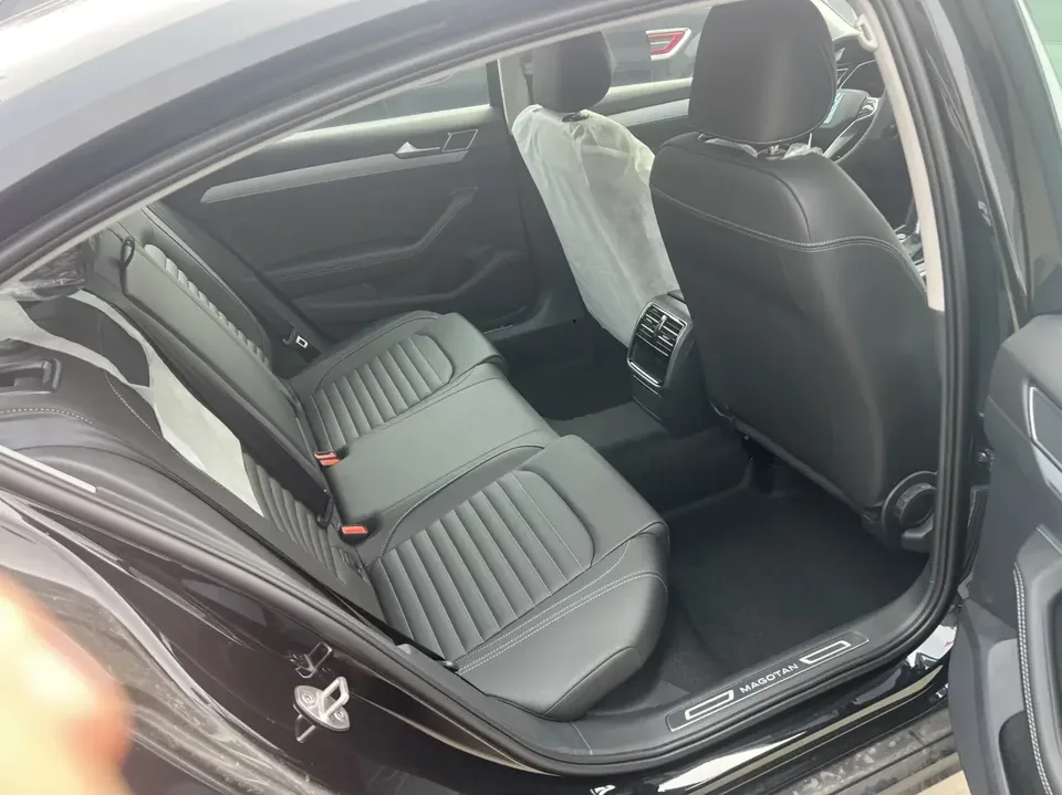 Volkswagen Magotan Magotan 2025 280TSI DSG Comfort Edition 2025 — thumbnail 2