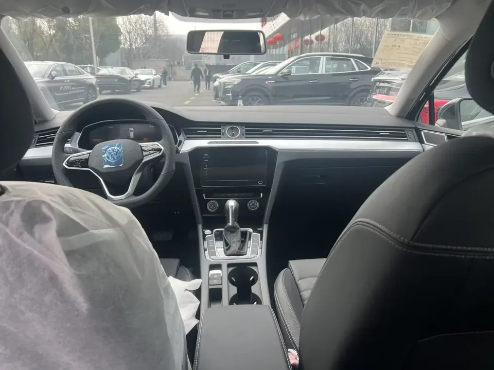 Volkswagen Magotan Magotan 2025 280TSI DSG Comfort Edition 2025 — thumbnail 5