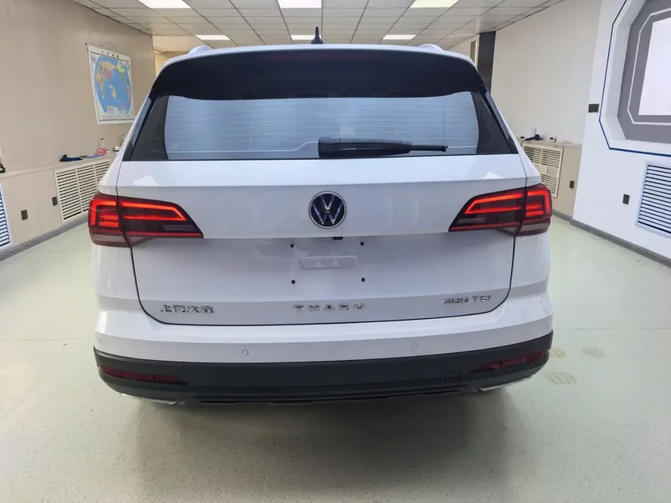 Volkswagen Tharu tuyue 2022 280TSI 2WD Fashion Edition 2022 — thumbnail 2