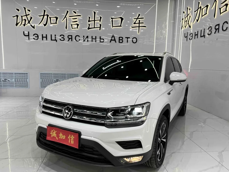 Volkswagen Tharu tuyue 2022 280TSI 2WD Deluxe Edition 2023 — photo 1, buy with delivery to Moscow