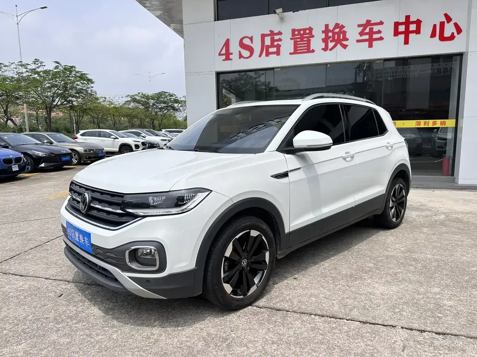 Volkswagen Explore the shadows Explore the shadows 2021 1.5L Automatic Joy-Link Edition 2023 — photo 1, buy with delivery to Moscow