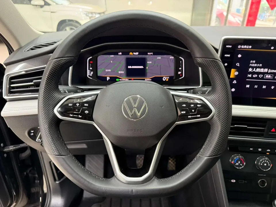 Volkswagen Tiguan L Tiguan L 2023 280TSI Limited Edition 2023 — миниатюра 4
