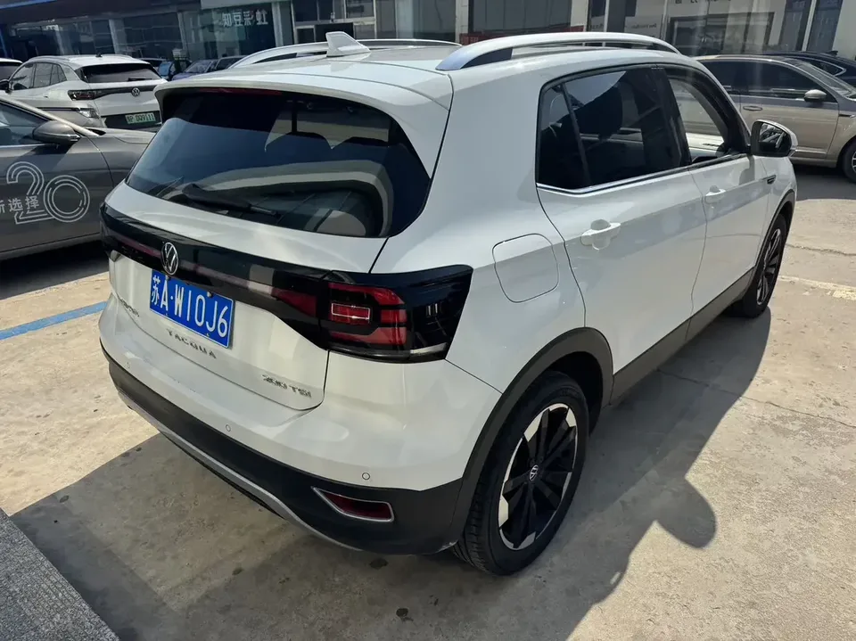 Volkswagen Explore the shadows Explore the shadows 2023 200TSI DSG Joy Smart Edition 2024 — thumbnail 2