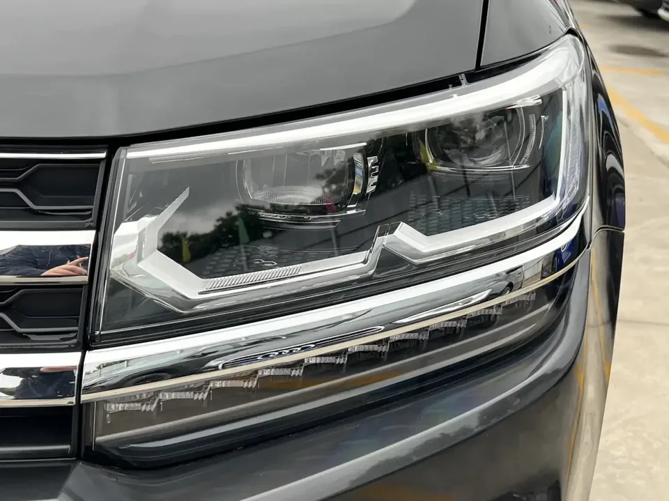 Volkswagen Tharu tuyue 2022 280TSI 2WD Deluxe Edition 2022 — thumbnail 5
