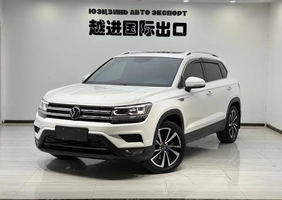 Volkswagen Tharu tuyue 2022 280TSI 2WD Deluxe Edition 2022 — photo 1, buy with delivery to Moscow