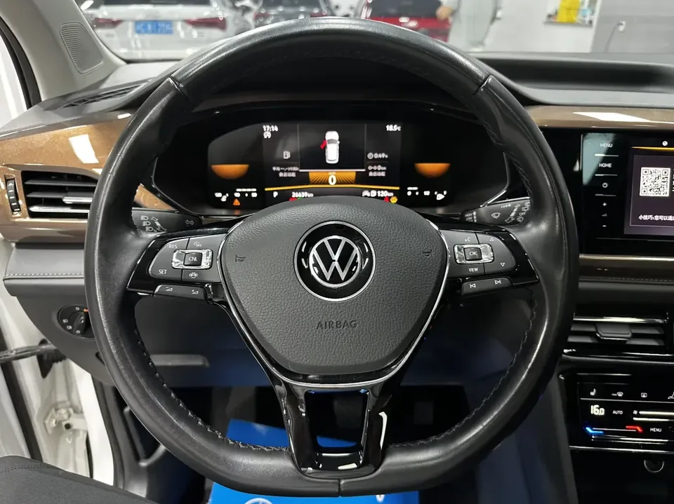 Volkswagen Tharu tuyue 2022 280TSI 2WD Comfort Edition 2022 — thumbnail 4