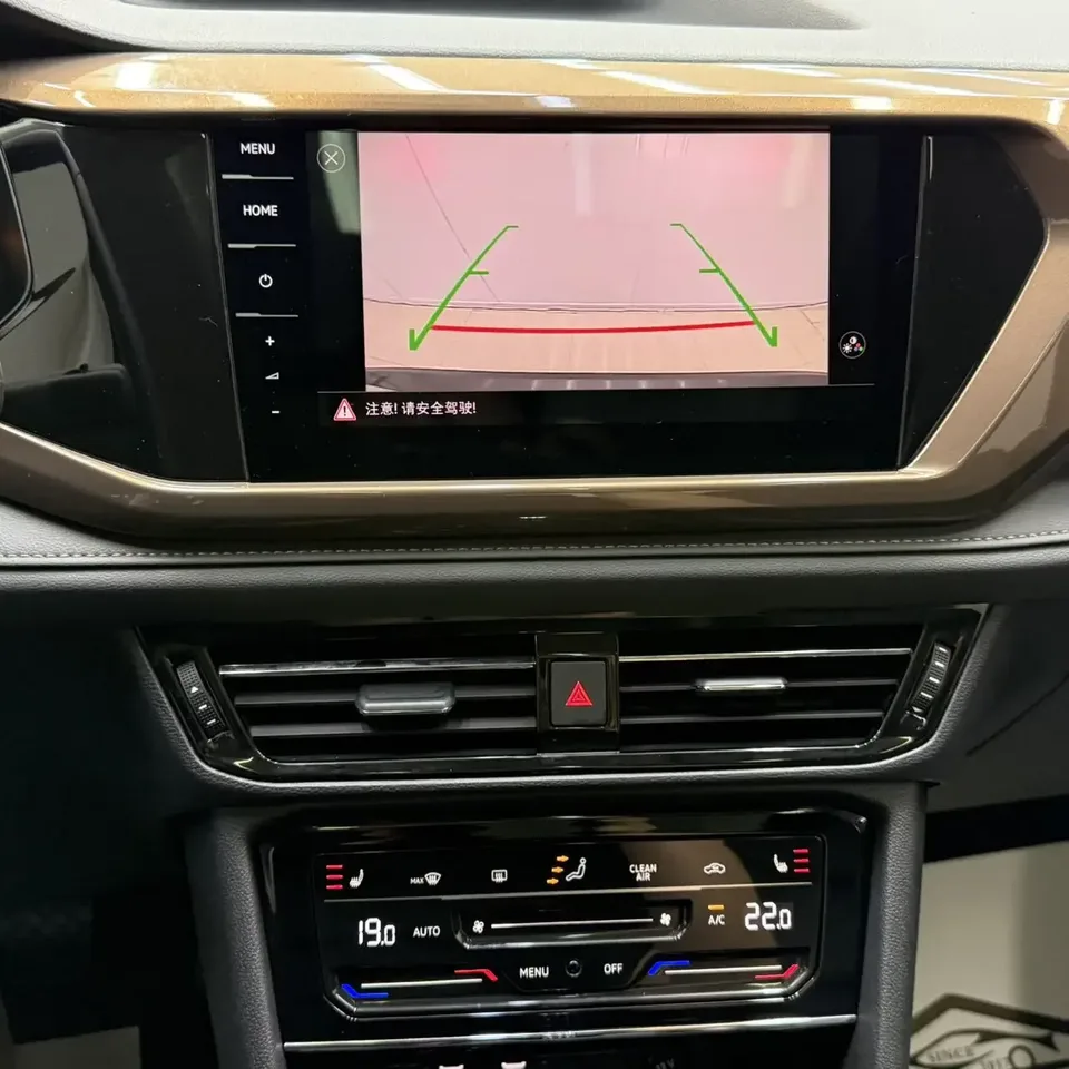 Volkswagen Tharu tuyue 2022 280TSI 2WD Deluxe Edition 2023 — thumbnail 5