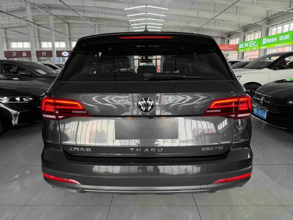 Volkswagen Tharu tuyue 2022 280TSI 2WD Deluxe Edition 2022 — thumbnail 2