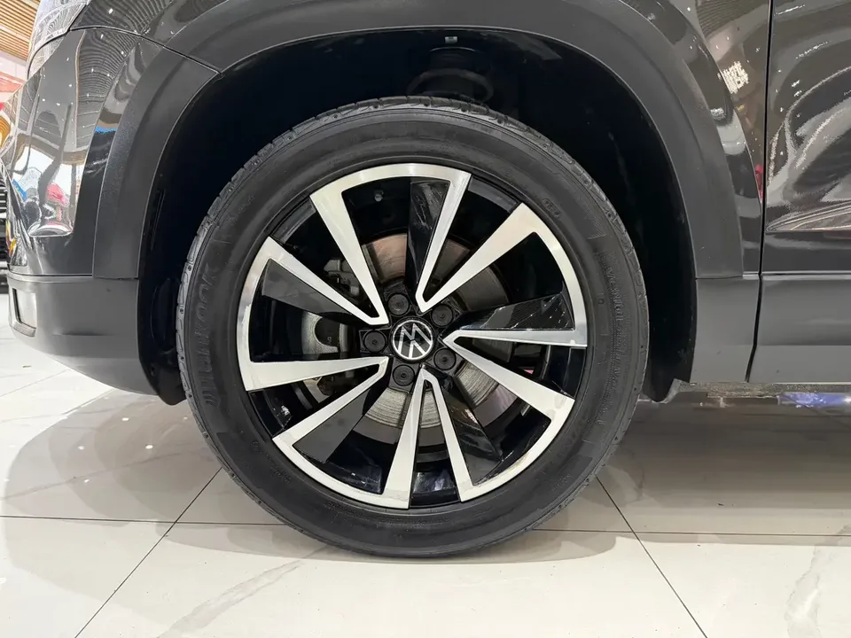 Volkswagen Tharu tuyue 2022 280TSI 2WD Deluxe Edition 2023 — thumbnail 3