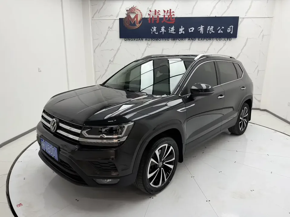 Volkswagen Tharu tuyue 2022 280TSI 2WD Deluxe Edition 2022 — photo 1, buy with delivery to Moscow