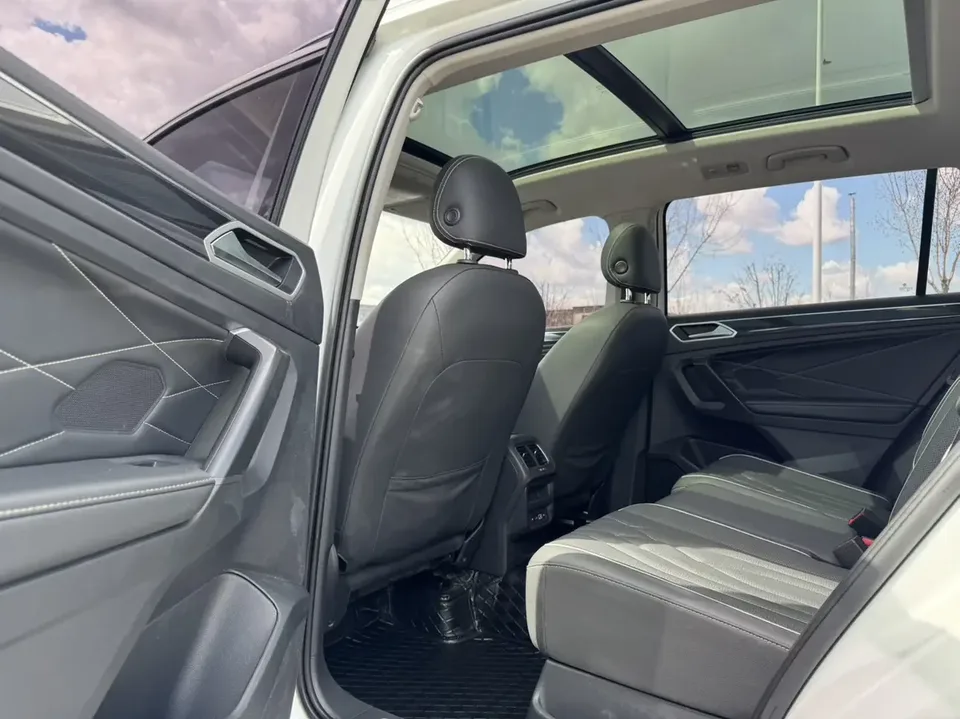 Volkswagen Tiguan L Tiguan L 2023 280TSI Limited Edition 2023 — thumbnail 5