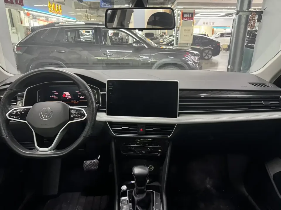 Volkswagen Tiguan L Tiguan L 2023 280TSI Limited Edition 2023 — thumbnail 3