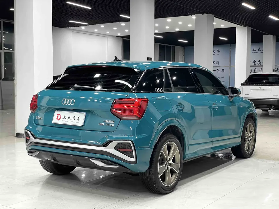 Audi Q2L Audi Q2L 2022 35 TFSI Stylish Dynamic 2022 — thumbnail 2