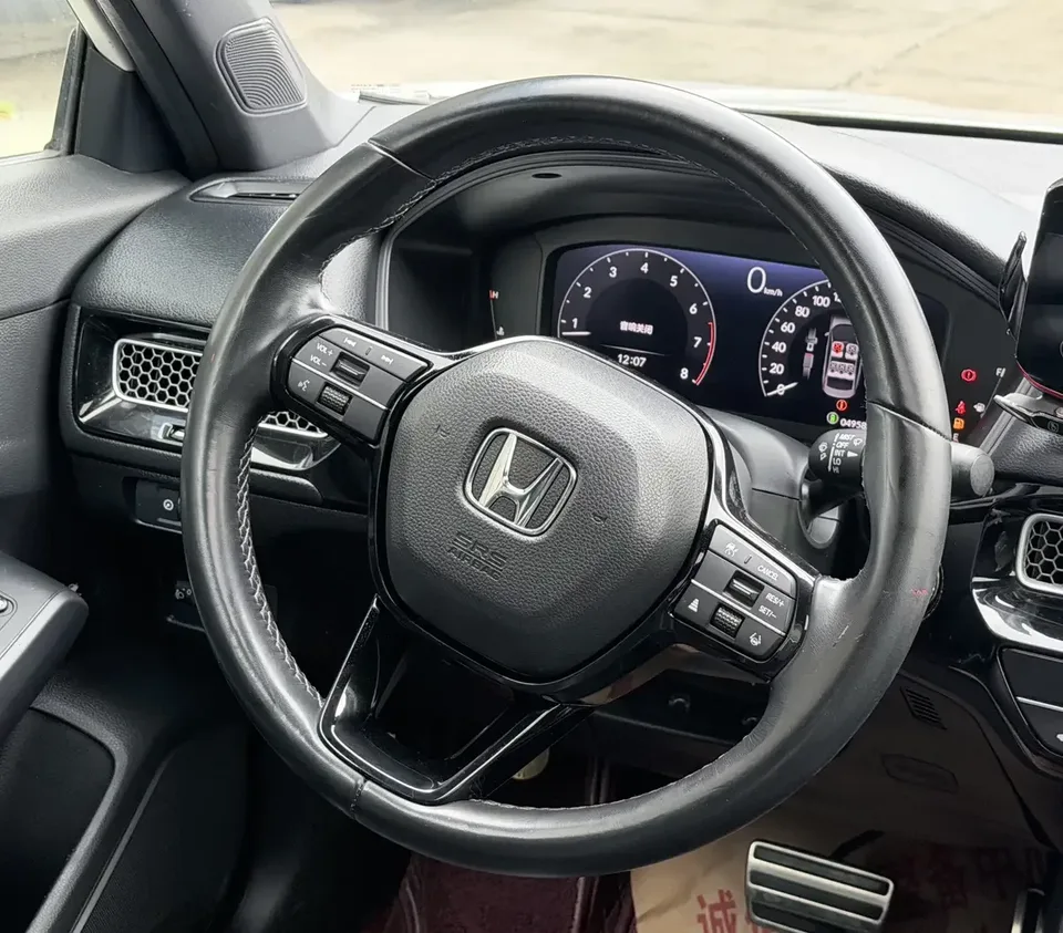 Honda CIVIC Civic 2022 240TURBO CVT Fuel Edition 2022 — миниатюра 3