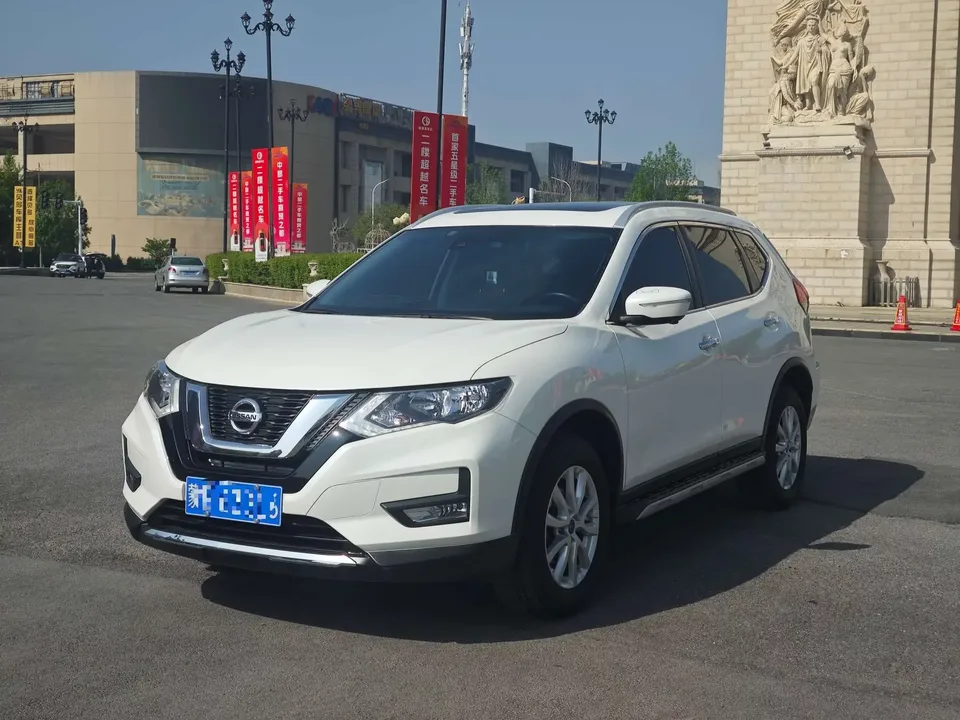Nissan X-Trail Qijun 2022 Modified 2.0L 2WD Intelligent Connection Comfort Edition 2023 — photo 1, buy with delivery to Moscow