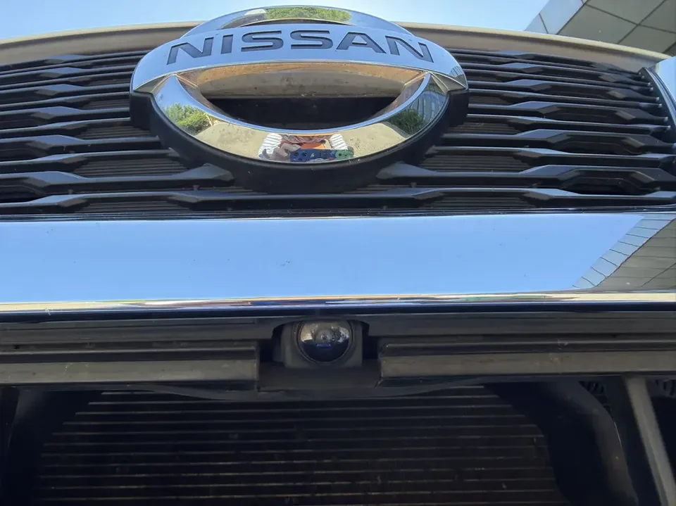 Nissan X-Trail Qijun 2022 2.0L 2WD Smart Link Premium Edition 2023 — миниатюра 3