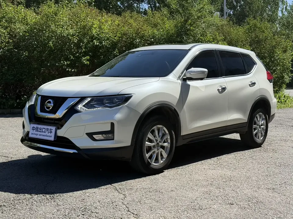 Nissan X-Trail Qijun 2022 2.0L 2WD Smart Link Premium Edition 2023 — фото 1, купить с доставкой в Москву