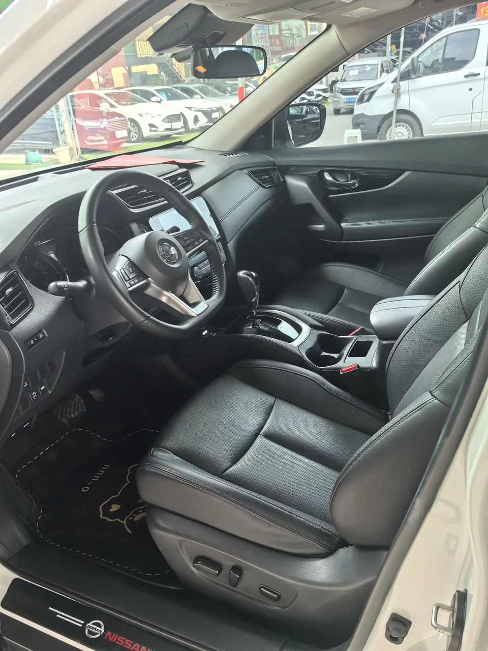 Nissan X-Trail Qijun 2022 2.0L 2WD Smart Link Premium Edition 2023 — миниатюра 5