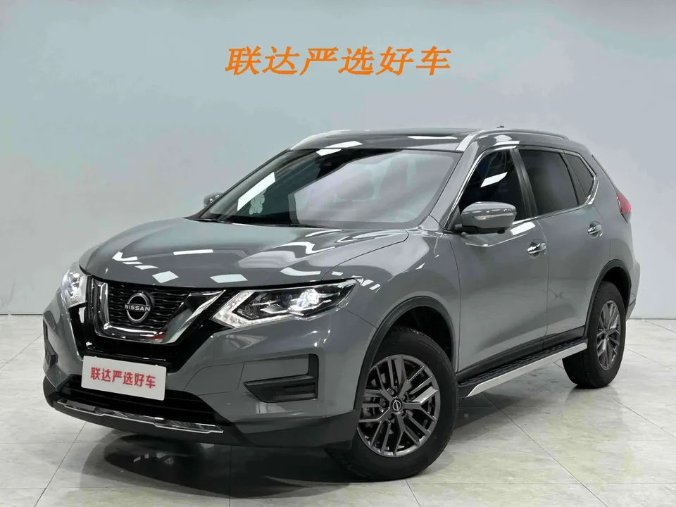 Nissan X-Trail Qijun 2025 Honor 2.0L 2WD Leading Edition 2025 — photo 1, buy with delivery to Moscow