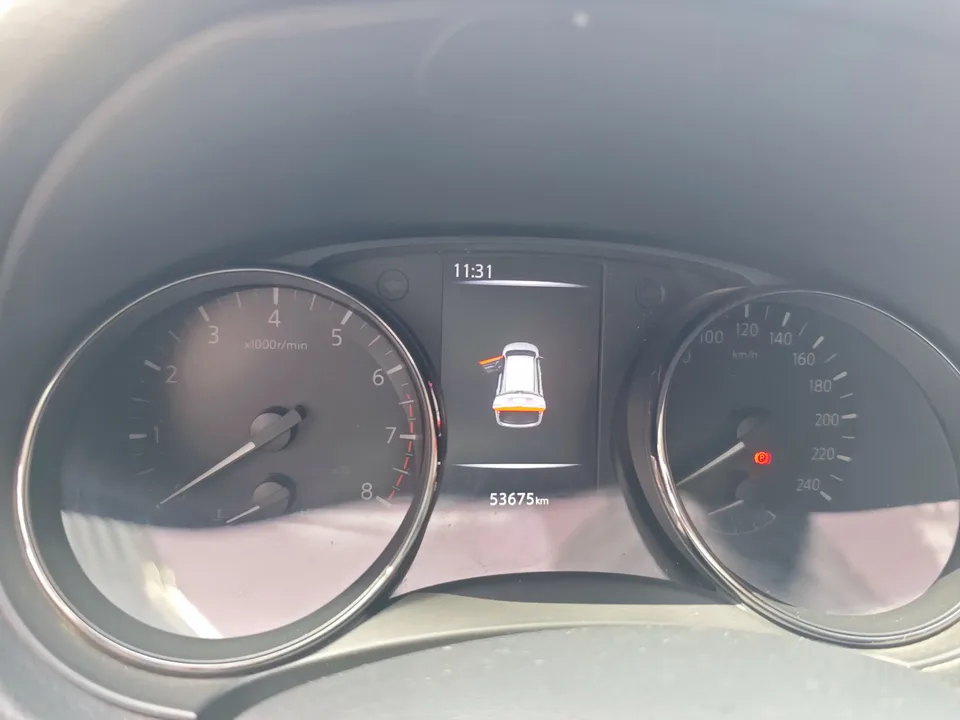 Nissan X-Trail Qijun 2022 2.0L 2WD Smart Link Premium Edition 2023 — миниатюра 5