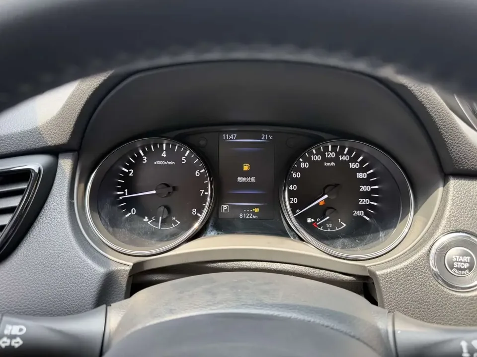 Nissan X-Trail Qijun 2022 Modified 2.0L 2WD Intelligent Link Premium Edition 2023 — thumbnail 4