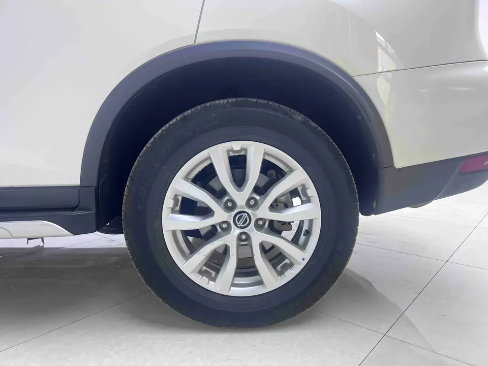 Nissan X-Trail Qijun 2022 2.0L 2WD Smart Link Premium Edition 2023 — thumbnail 3