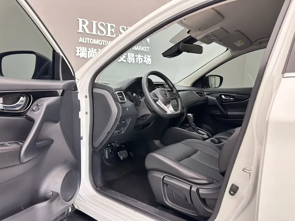 Nissan Qashqai Qashqai 2022 2.0L XV Smart Edition 2023 — thumbnail 3